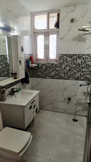 Master Bedroom in 3 BHK Apartment at Aravali Hills, Sector 56 – for Rent
