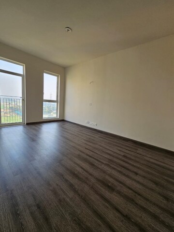 Room in 3 BHK Apartment at Ireo The Corridors, Sector 67a – for Rent