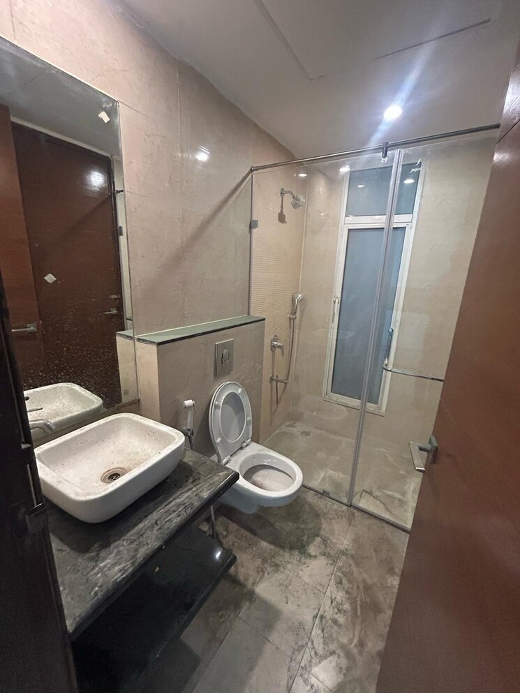 Bathroom, nirala-estate-ii 3 Bedroom 1897 Sq.Ft. Apartment In Tech Zone 4 Greater Noida Greater Noida 8287612