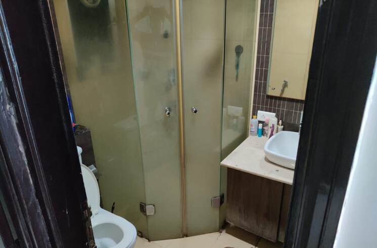 Bathroom, maxblis-white-house 2 Bedroom 1185 Sq.Ft. Apartment In Sector 75 Noida 8287617