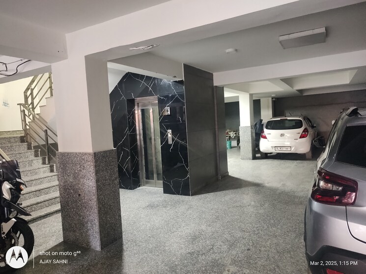  Parking, mehrauli 3 Bedroom 1100 Sq.Ft. Builder Floor In Mehrauli Delhi 8287624