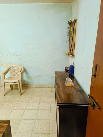 Room in 1 BHK Apartment at Vasant Vihar – for Sale