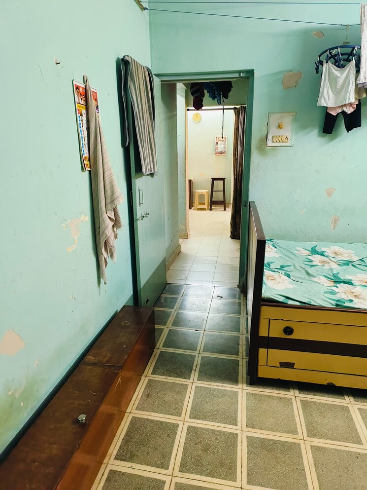 Room, vasant vihar 1 Bedroom 590 Sq.Ft. Apartment In Vasant Vihar Mumbai 8287633