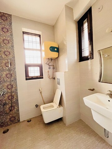 Attached Bathroom in 3 BHK Apartment at Ajnara Grand Heritage, Sector 74 – for Rent