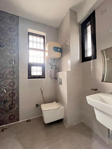 Bathroom in 3 BHK Apartment at Ajnara Grand Heritage, Sector 74 – for Rent