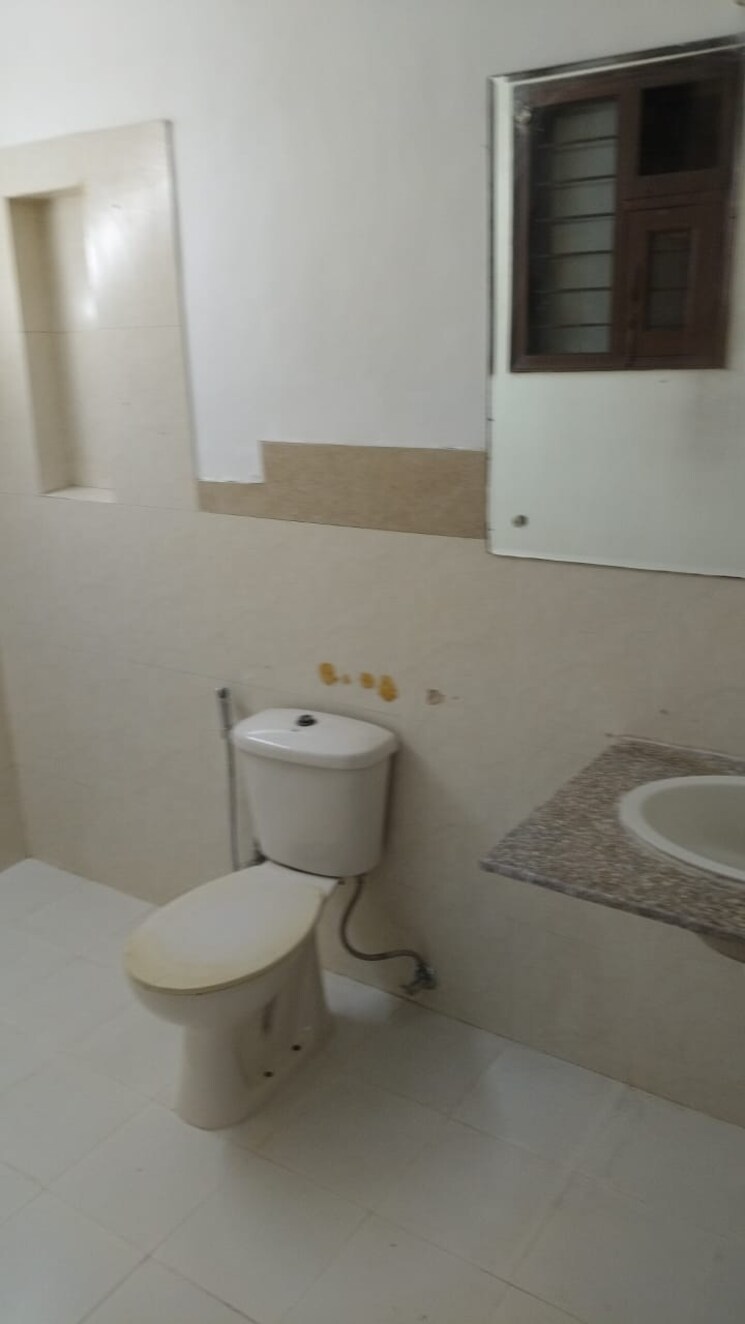 Other, rwa-apartments-sector-53 2 Bedroom 985 Sq.Ft. Builder Floor In Sector 53 Noida 8287646