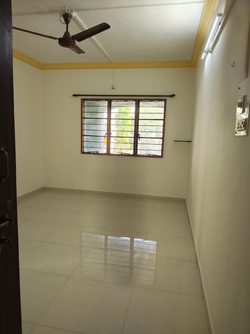 Room in 1 BHK Apartment at Rohan Garden, Kothrud – for Rent