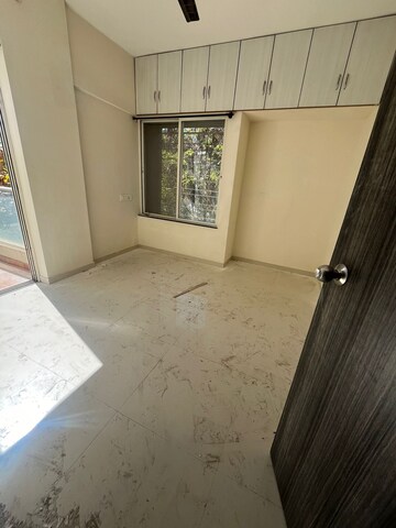 Room in 2 BHK Apartment at Gangotree Dhanvantari, Kothrud – for Rent