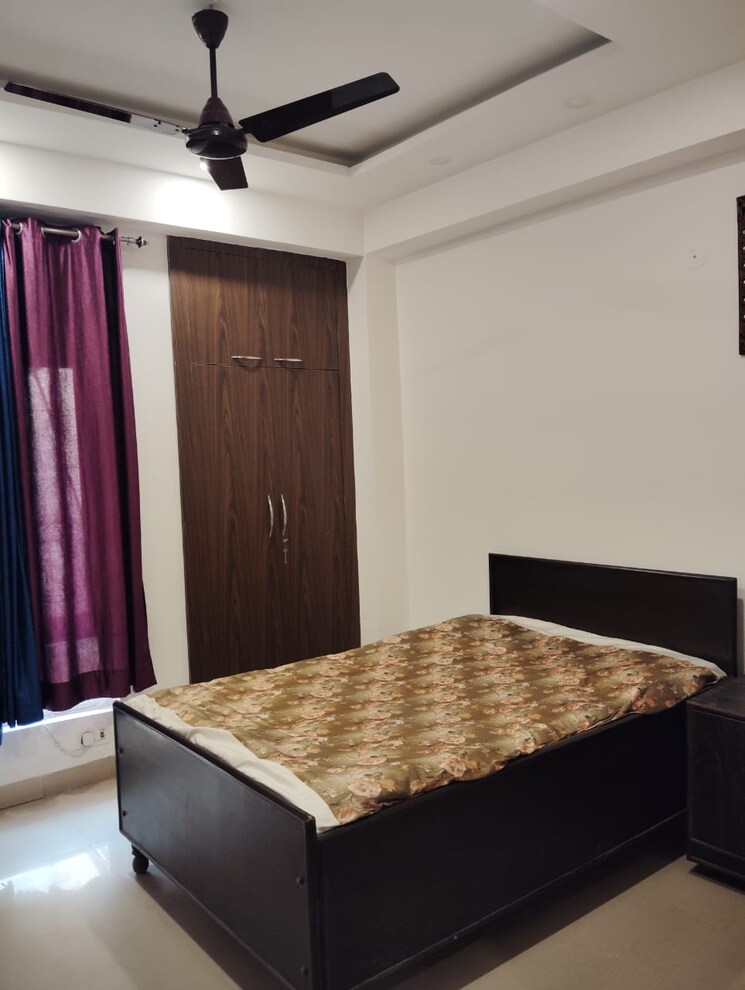 Bedroom, jaypee-greens-kosmos 3 Bedroom 806 Sq.Ft. Apartment In Sector 134 Noida 8287707
