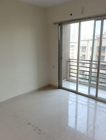 Room in 1 BHK Apartment at Ajmera New Era, Kalyan West – for Rent