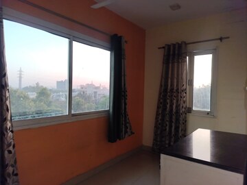 Room in 1 BHK Apartment at Sarita Vihar – for Rent