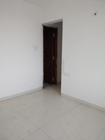 Room in 2 BHK Apartment at Pinnacle Neelanchal, Baner – for Sale