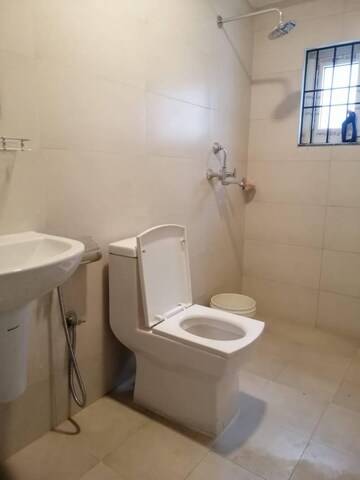 Bathroom in 1 BHK Apartment at Cosmos Solitaire, Virar West – for Rent
