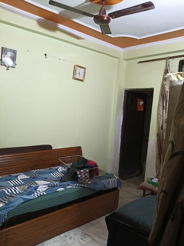 Bedroom in 2 BHK Builder Floor at Shalimar Apartments Shalimar Garden, Shalimar Garden – for Sale