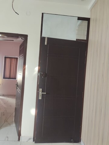 Furnished Amenities in 2 BHK Builder Floor at Sahastradhara Road – for Rent