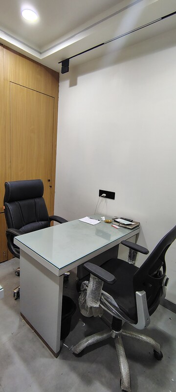 Furnished Amenities in  Office Space at Netaji Subhash Place – for Rent
