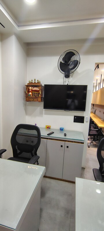Team Area in  Office Space at Netaji Subhash Place – for Rent