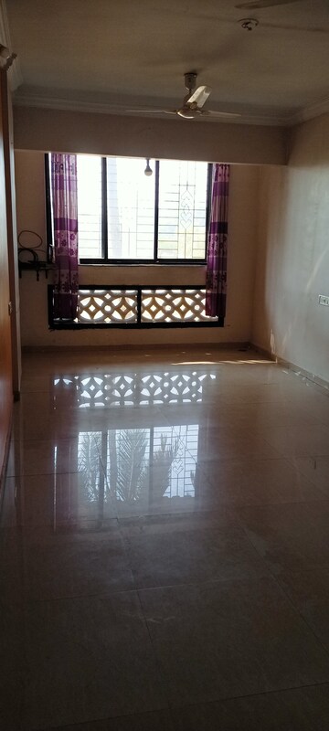 Room in 2 BHK Apartment at Sai Pride Kamothe, Kamothe – for Rent