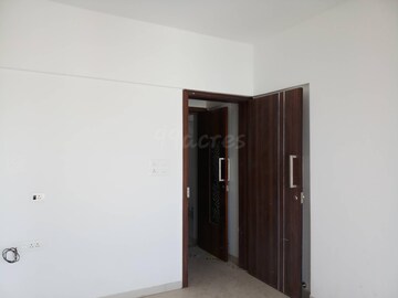 Master Bedroom in 2.5 BHK Apartment at Kotibhaskar Indukiran, Kothrud – for Rent