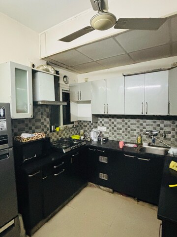 Master Bedroom in 3 BHK Builder Floor at Orchid Island, Sector 51 – for Rent