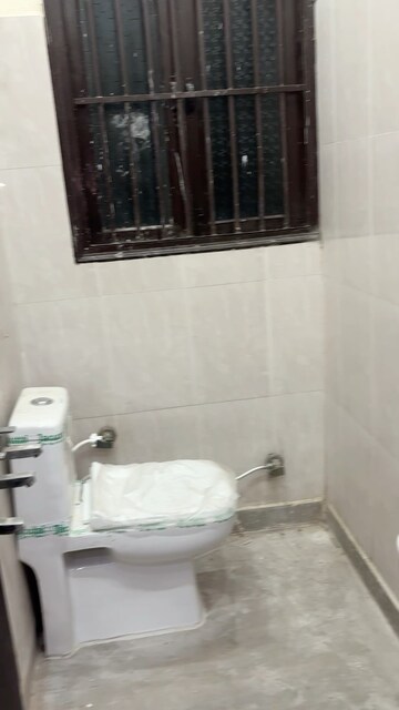 Bathroom in 1 BHK Builder Floor at Subhash Nagar – for Sale