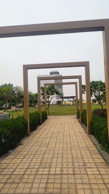  Plot – Garden View at Soha Neal City, Sector 98 - for Sale