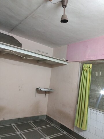 Furnished Amenities in Studio Apartment at Vireshwar Sneh CHS, Vile Parle East – for Rent