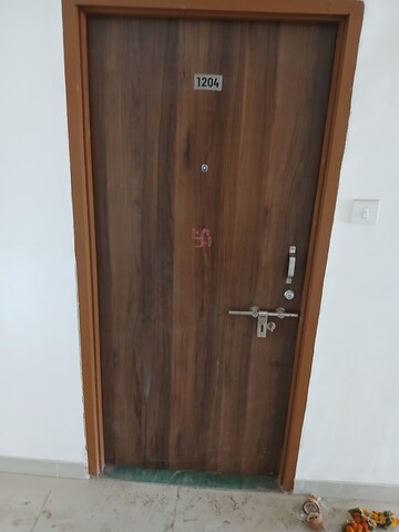 Furnished Amenities in 1 BHK Apartment at Pimpri Pada – for Rent