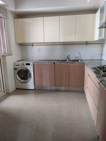 Kitchen in 3 BHK Apartment at DLF Park Place, Sector 54 – for Rent