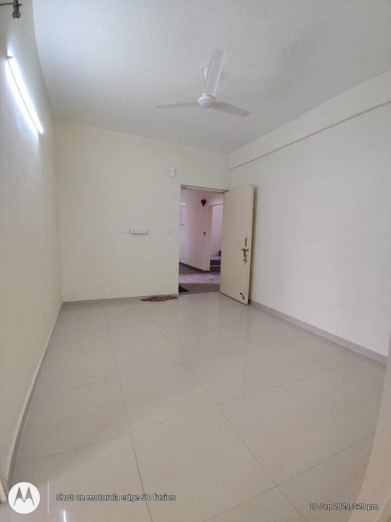 2 BHK + Study Room Apartment For Sale in Signature Global The Millennia