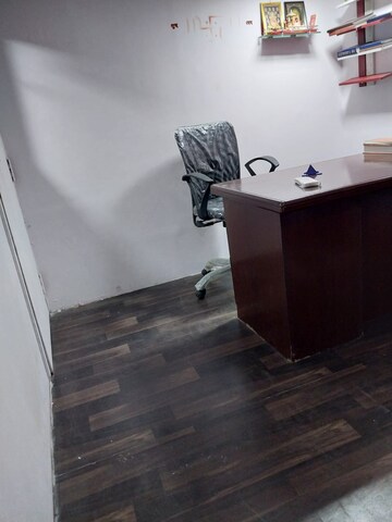 Room in  Office Space at Haware Fantasia, Sector 28 – for Rent