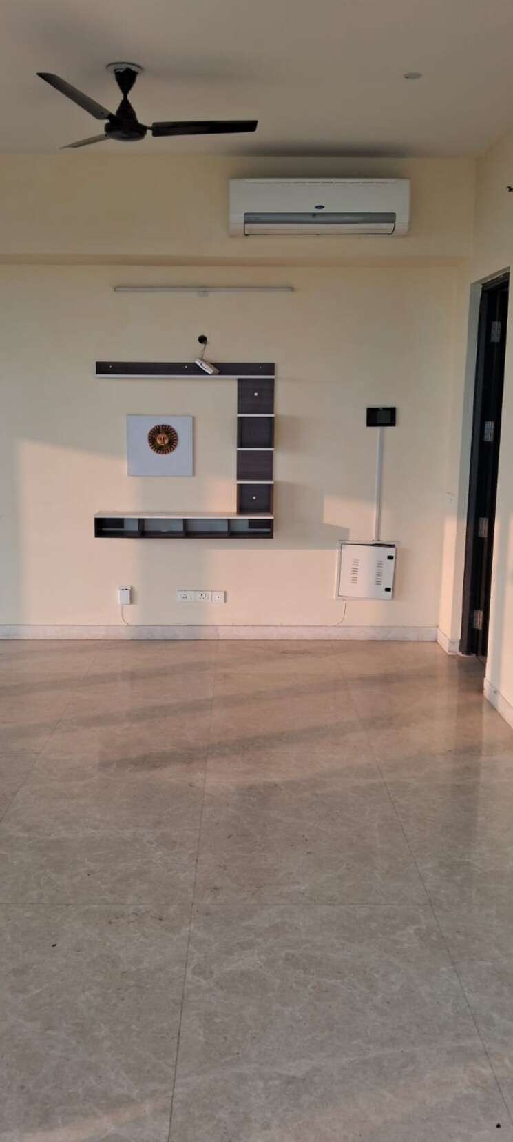 Bathroom, solutrean-caladium 4 Bedroom 1805 Sq.Ft. Apartment In Sector 109 Gurgaon 8288339