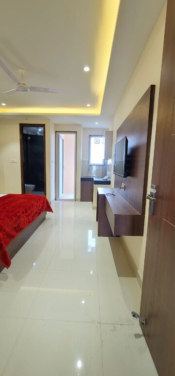 1 RK Builder Floor For Rent in Sector 24