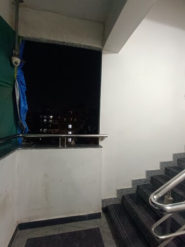 Furnished Amenities in 1 BHK Apartment at Raghavendra Arcade, Kondapur – for Rent