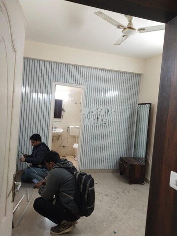 Team Area in 2 BHK Apartment at Shree Vardhman Mantra, Sector 67 – for Rent