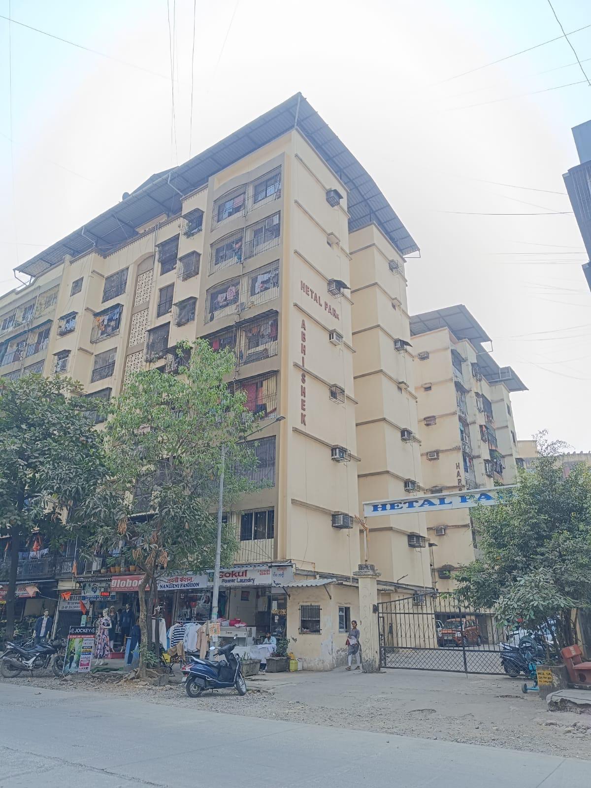 1 BHK Apartment For Sale in Abhishaik Hetal Park CHS	