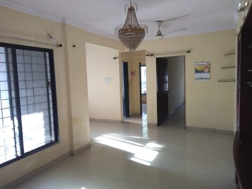 Room in 2 BHK Apartment at Gulmohar Parkview, Kharadi – for Rent