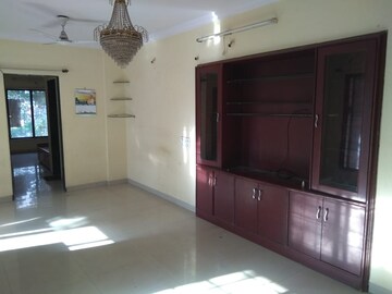 Room in 2 BHK Apartment at Gulmohar Parkview, Kharadi – for Rent