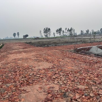Plot Area in  Plot at Gosainganj – for Sale