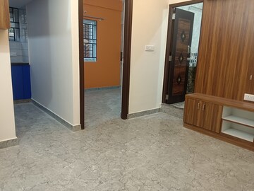 Room in 1 BHK Independent House at Ejipura – for Rent