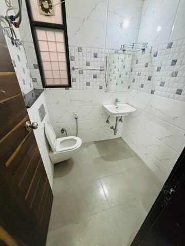 Kitchen in 3 BHK Builder Floor at Ansal Sushant Lok I, Sector 43 – for Rent