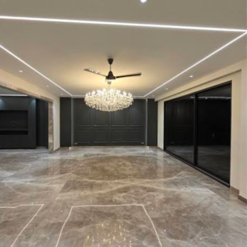 Room in 3 BHK Builder Floor at Uppal Southend, Sector 49 – for Sale