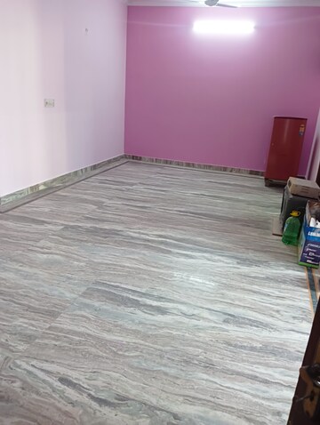 Room in 3 BHK Independent House at RWA Apartments Sector 52, Sector 52 – for Rent