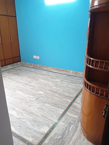 Furnished Amenities in 3 BHK Independent House at RWA Apartments Sector 52, Sector 52 – for Rent