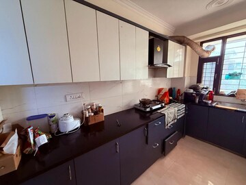 Kitchen in 3 BHK Builder Floor at Sushant Vyapaar Kendra, Sector 43 – for Rent