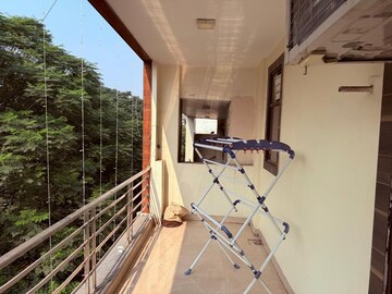 Staircase in 3 BHK Builder Floor at Sushant Vyapaar Kendra, Sector 43 – for Rent