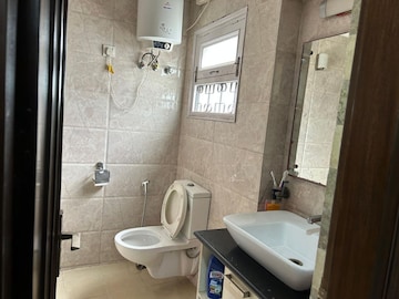 Bathroom in 4 BHK Villa at Panchsheel Park – for Rent