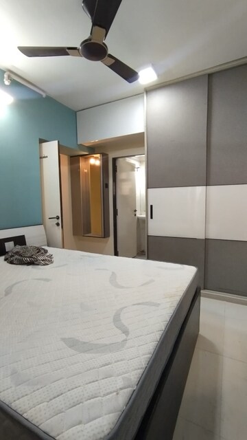 2 BHK Apartment For Rent in Triveni Dynamic Ultima Bliss, Kalyan West
