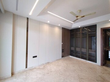 Room in 2 BHK Apartment at Ganesh Nagar – for Sale