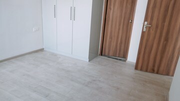 Room in 3 BHK Apartment at Shapoorji Pallonji Joyville Gurgaon, Sector 102 – for Rent